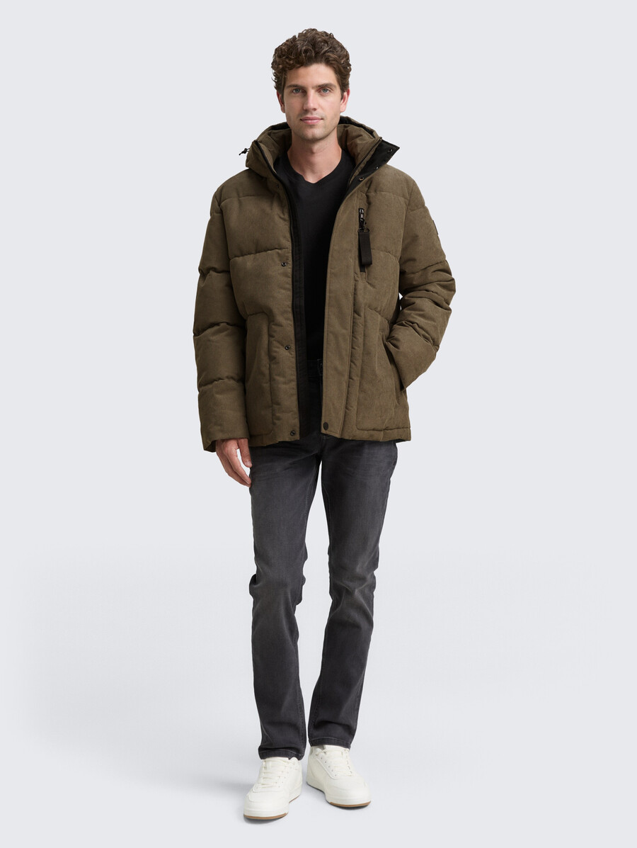 chaqueta acolchada de pana con capucha desmontable