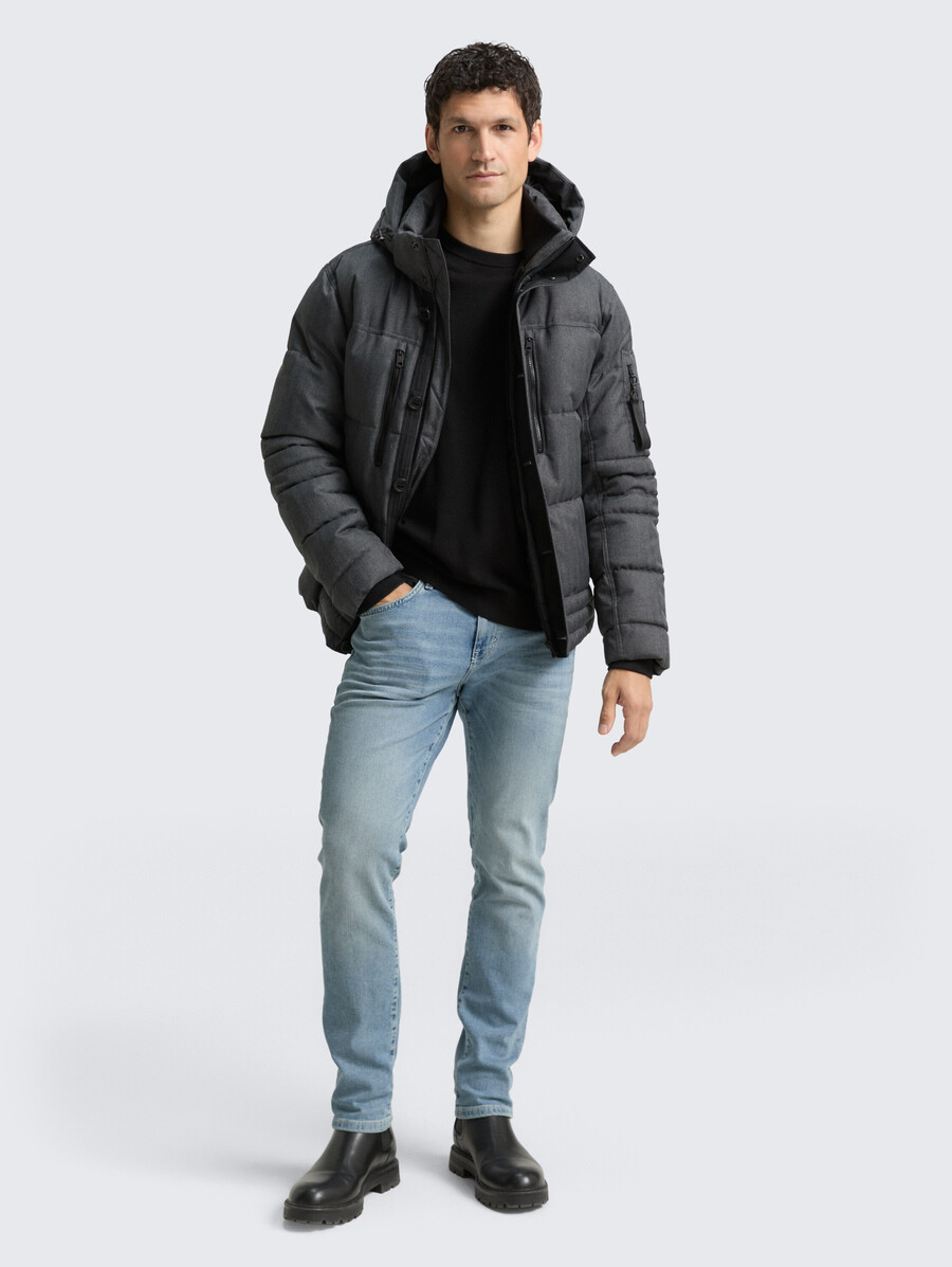 chaqueta acolchada con capucha desmontable