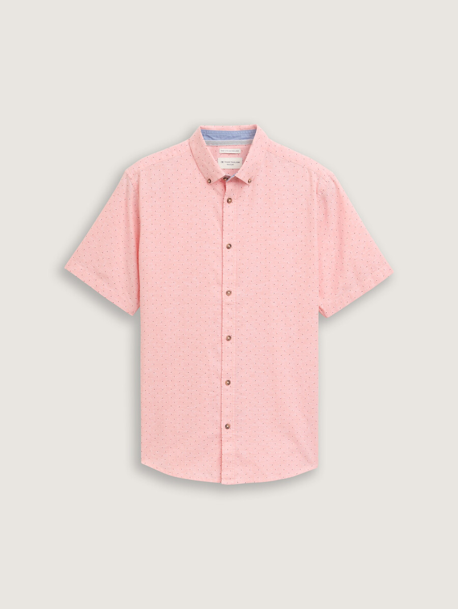 camisa de manga corta de corte regular con contenido de lino y estampado de lunares.