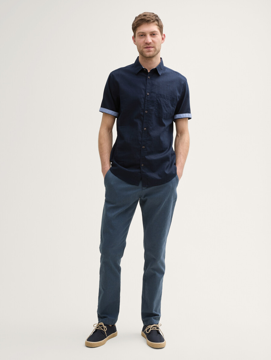 camisa de manga corta de corte regular con contenido de lino