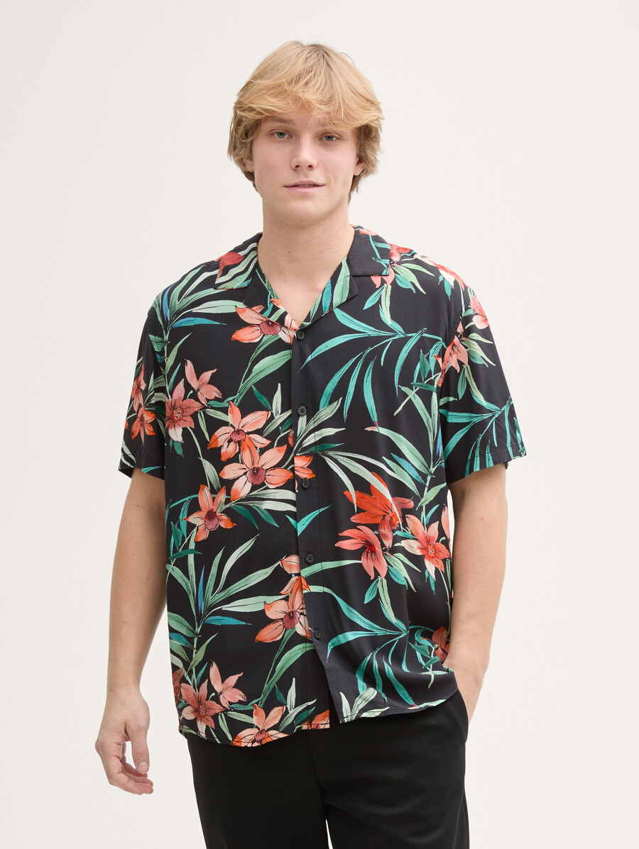 camisa de manga corta de corte relajado con estampado floral