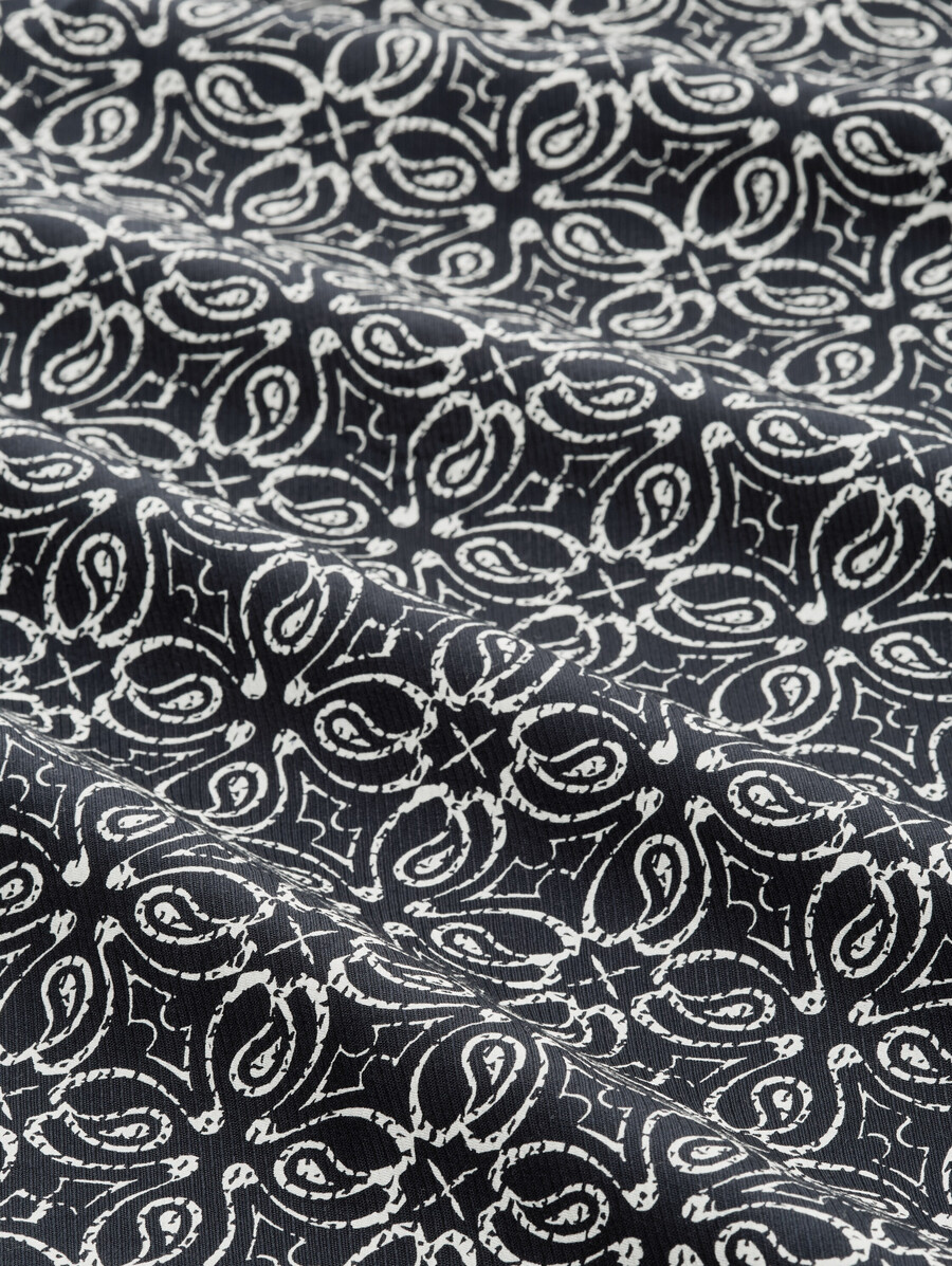 camisa de manga corta de corte cómodo con estilo hawaiano