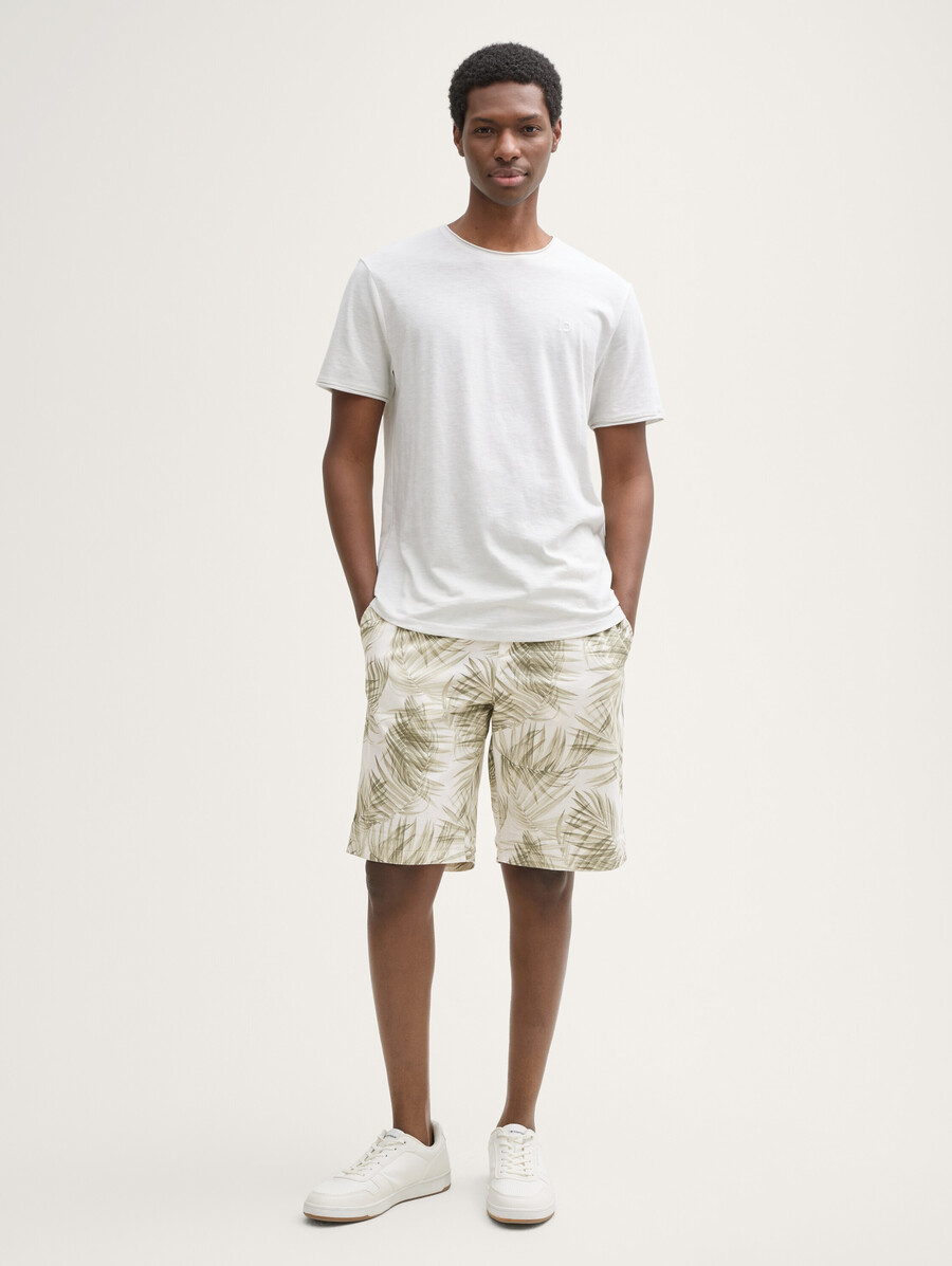 pantalones cortos relajados con contenido de lino