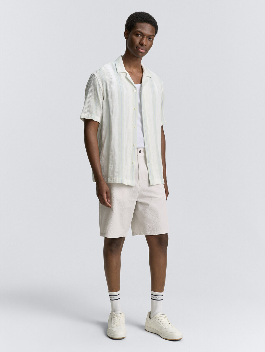 pantalones cortos ultraligeros de corte holgado