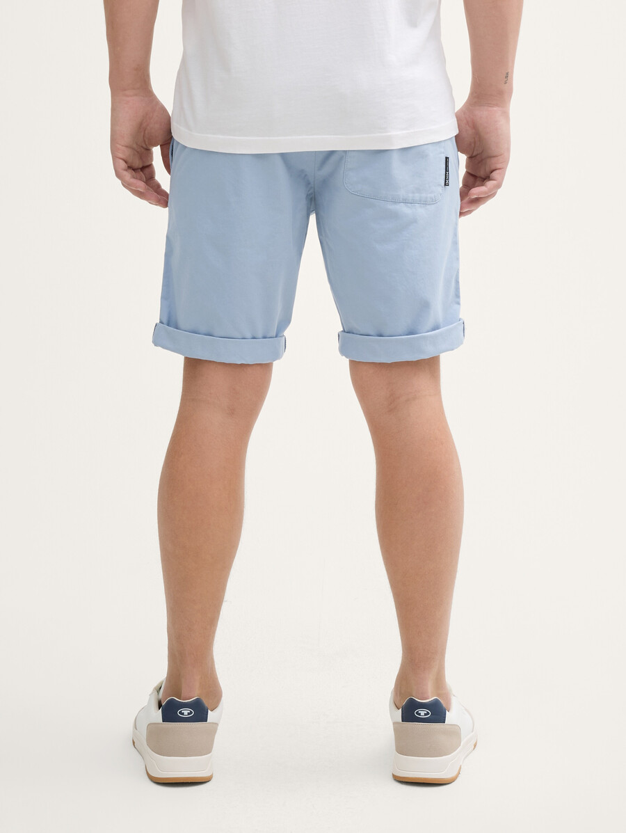 pantalones cortos regulares con cinturilla elástica de algodón.