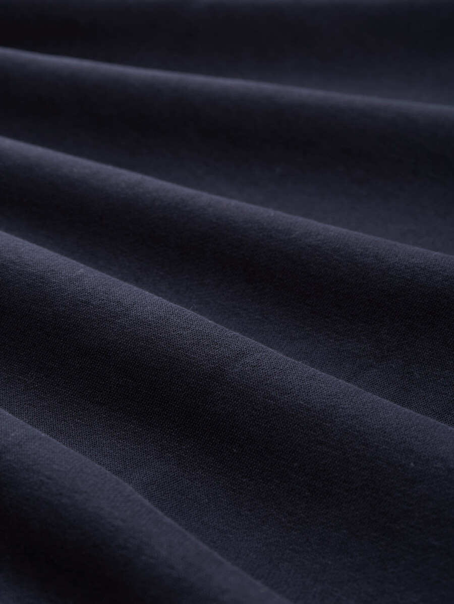 sudadera con capucha y estampado de logotipo