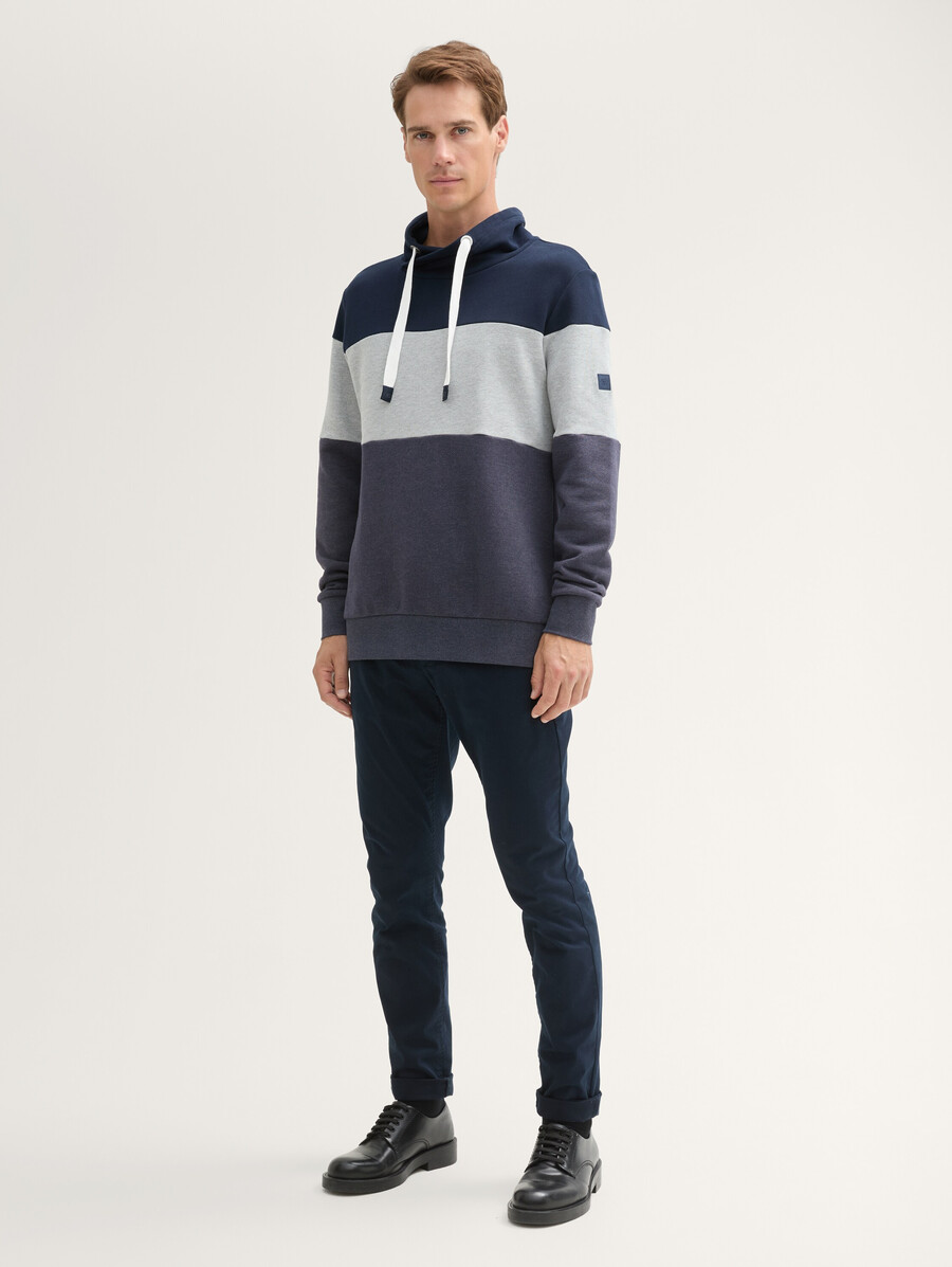 sudadera con bloqueo de color