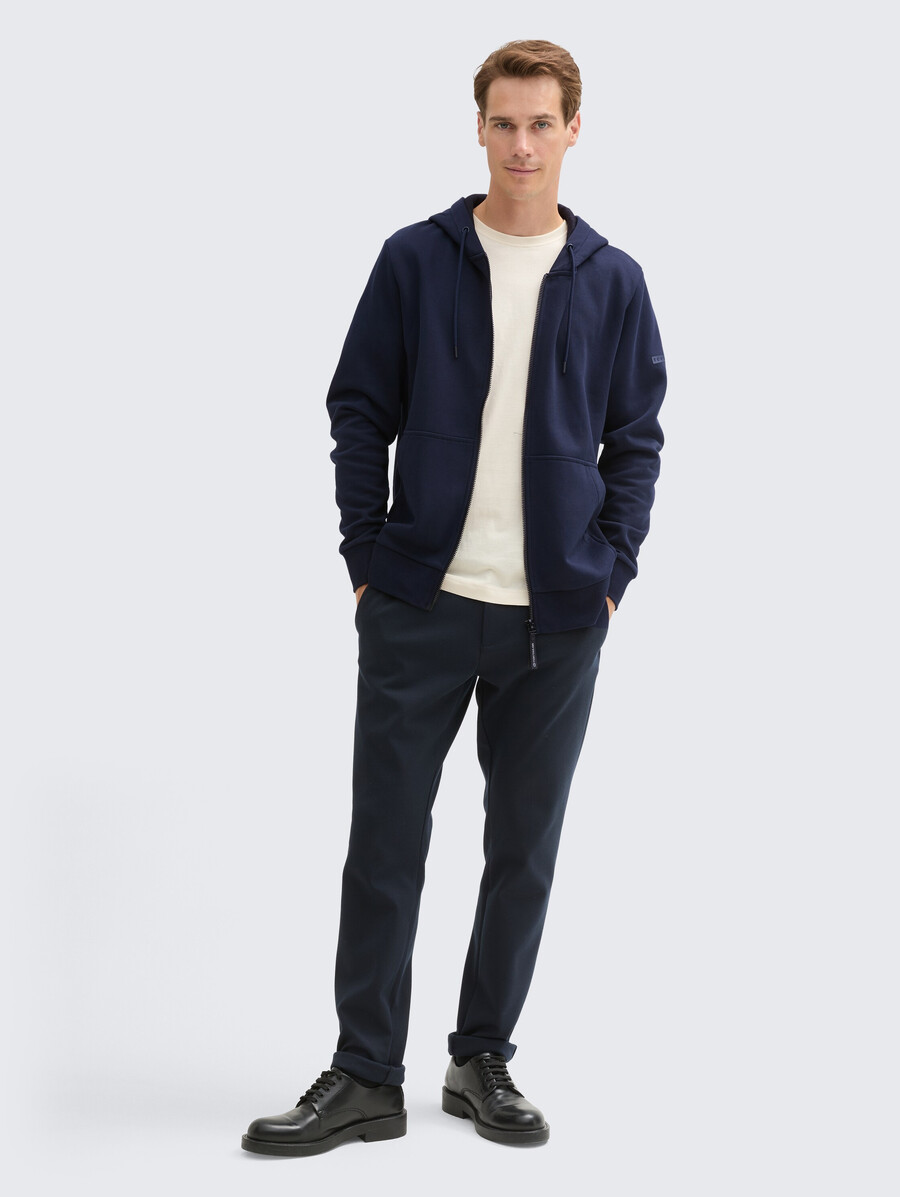 chaqueta sudadera con capucha básica