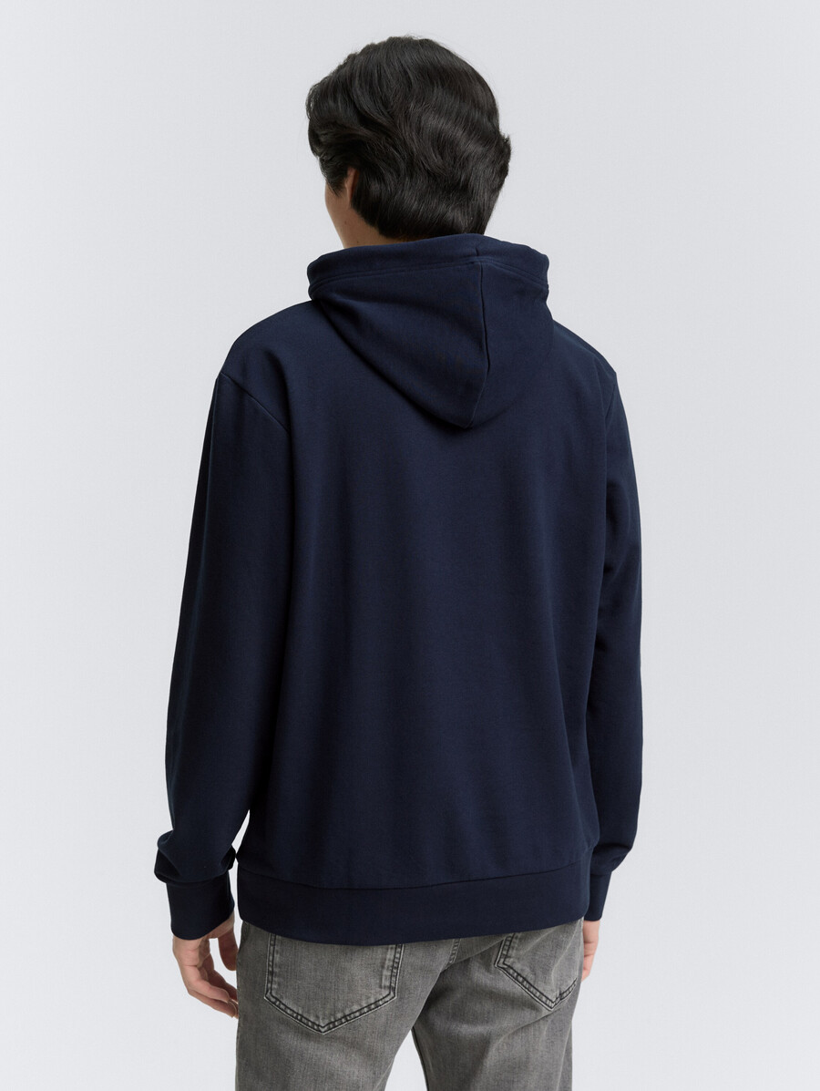 sudadera con capucha y estampado de logotipo