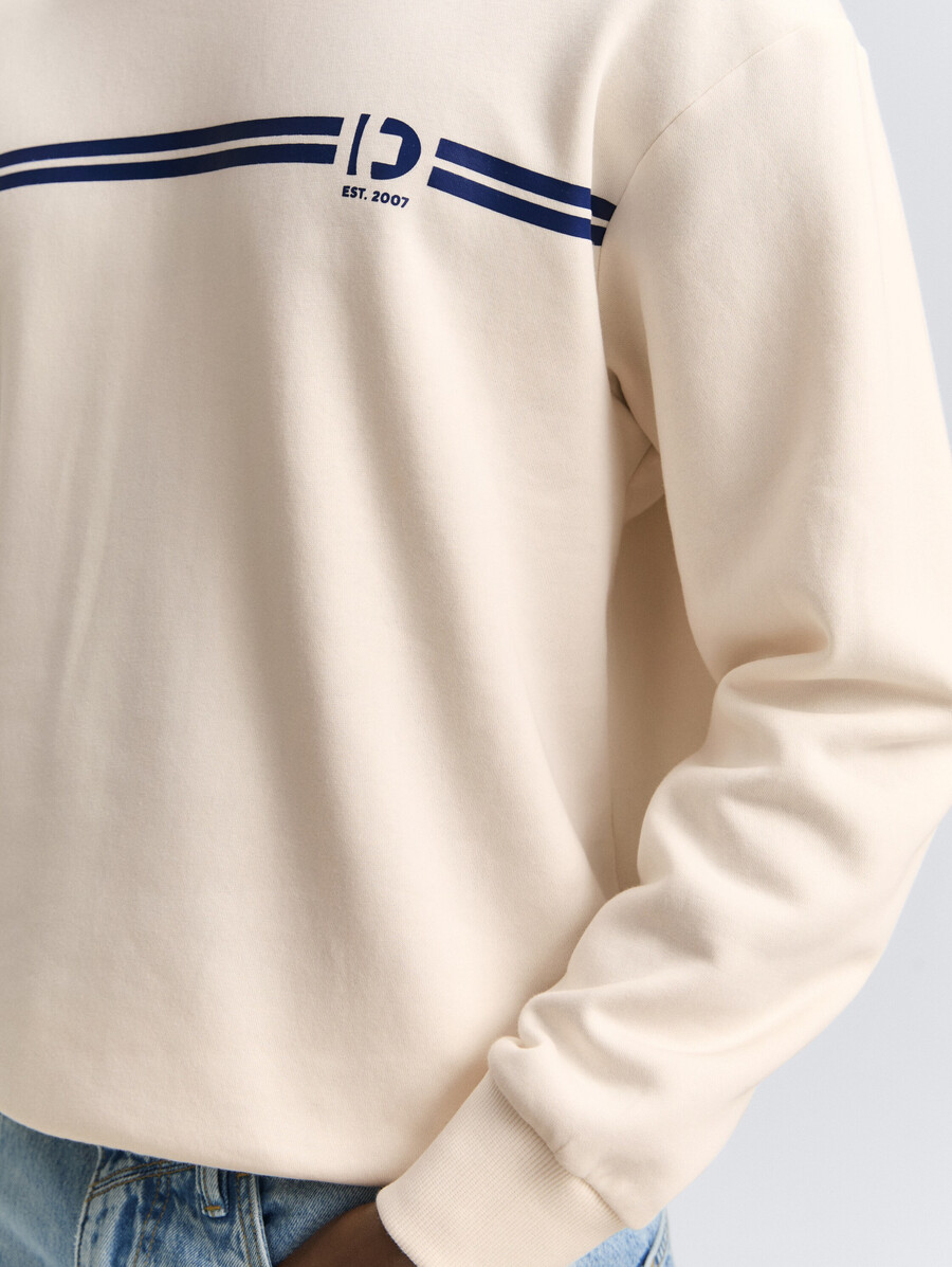sudadera de cuello redondo con estampado