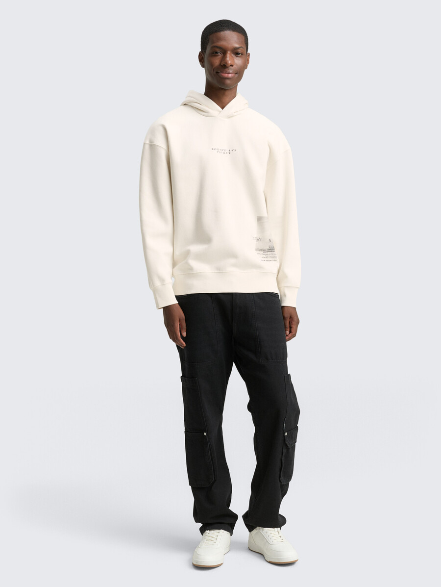 sudadera con capucha relajada y estampado