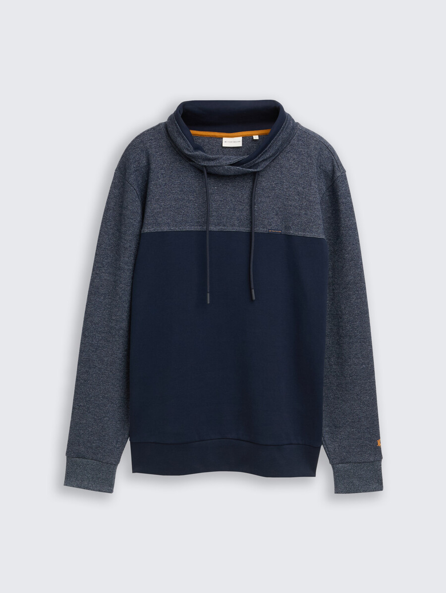 sudadera tipo snood con mezcla de texturas