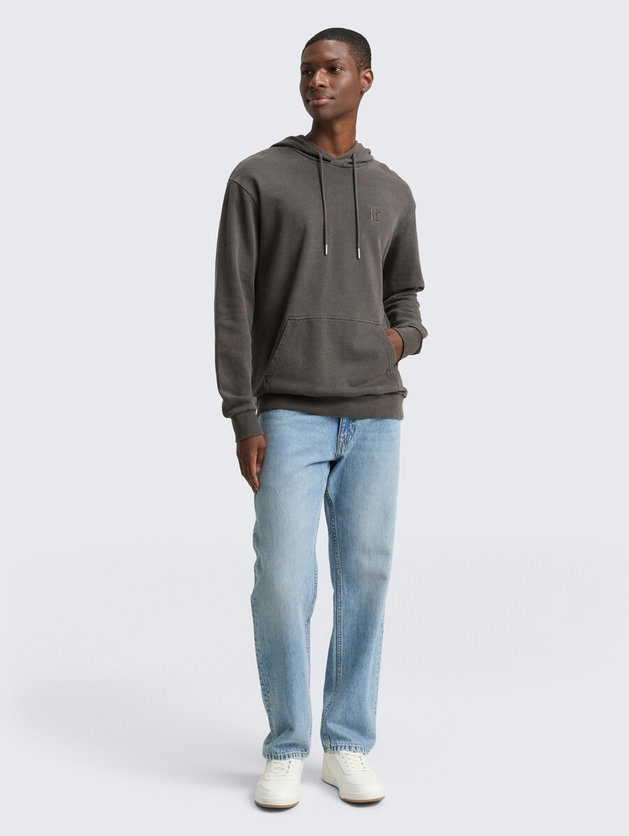 sudadera con capucha teñida
