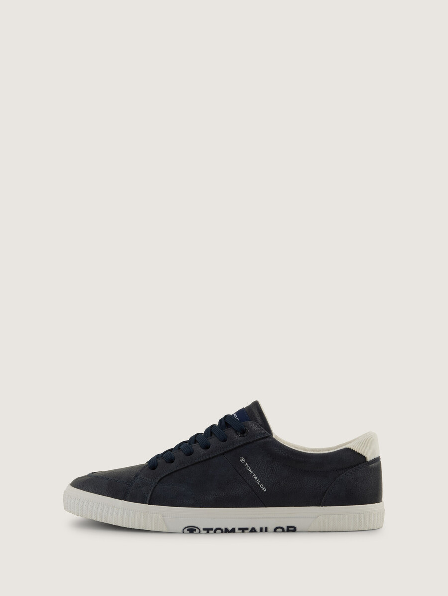zapatillas con estampado de logo