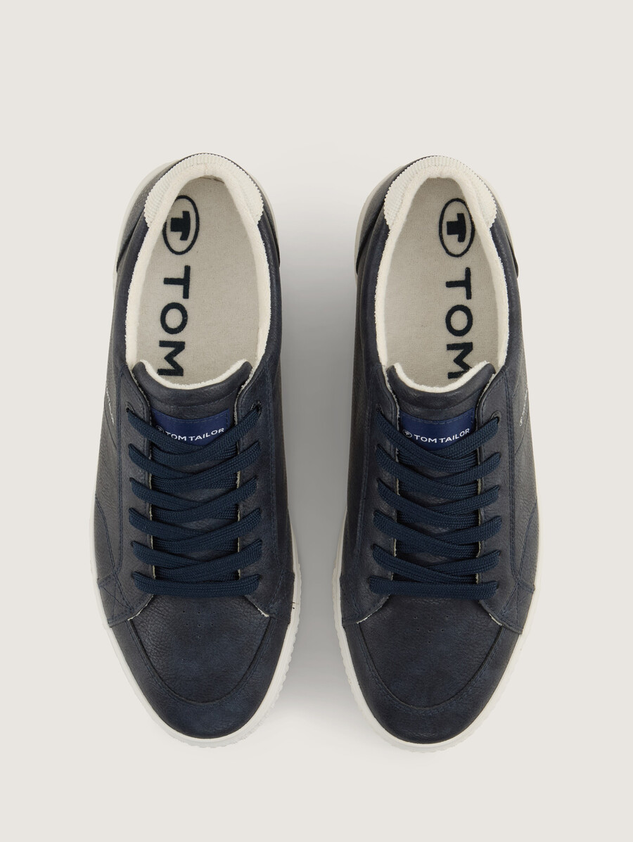 zapatillas con estampado de logo