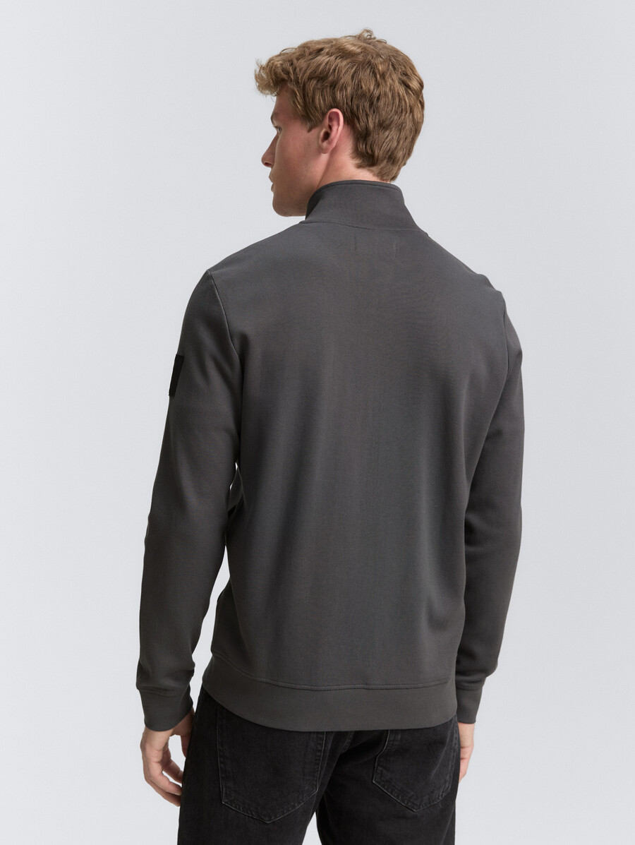 chaqueta deportiva de piqué con cuello alto