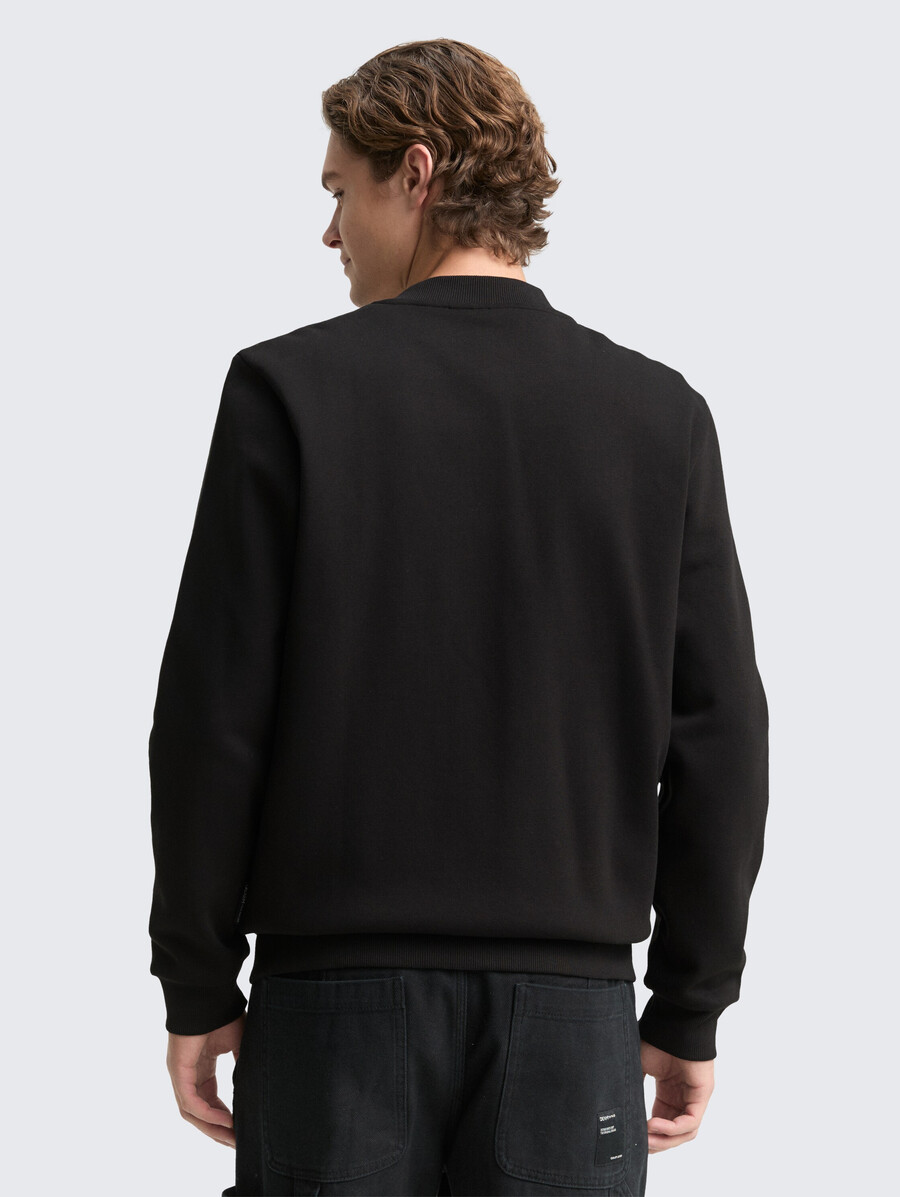 chaqueta sudadera con cuello bomber