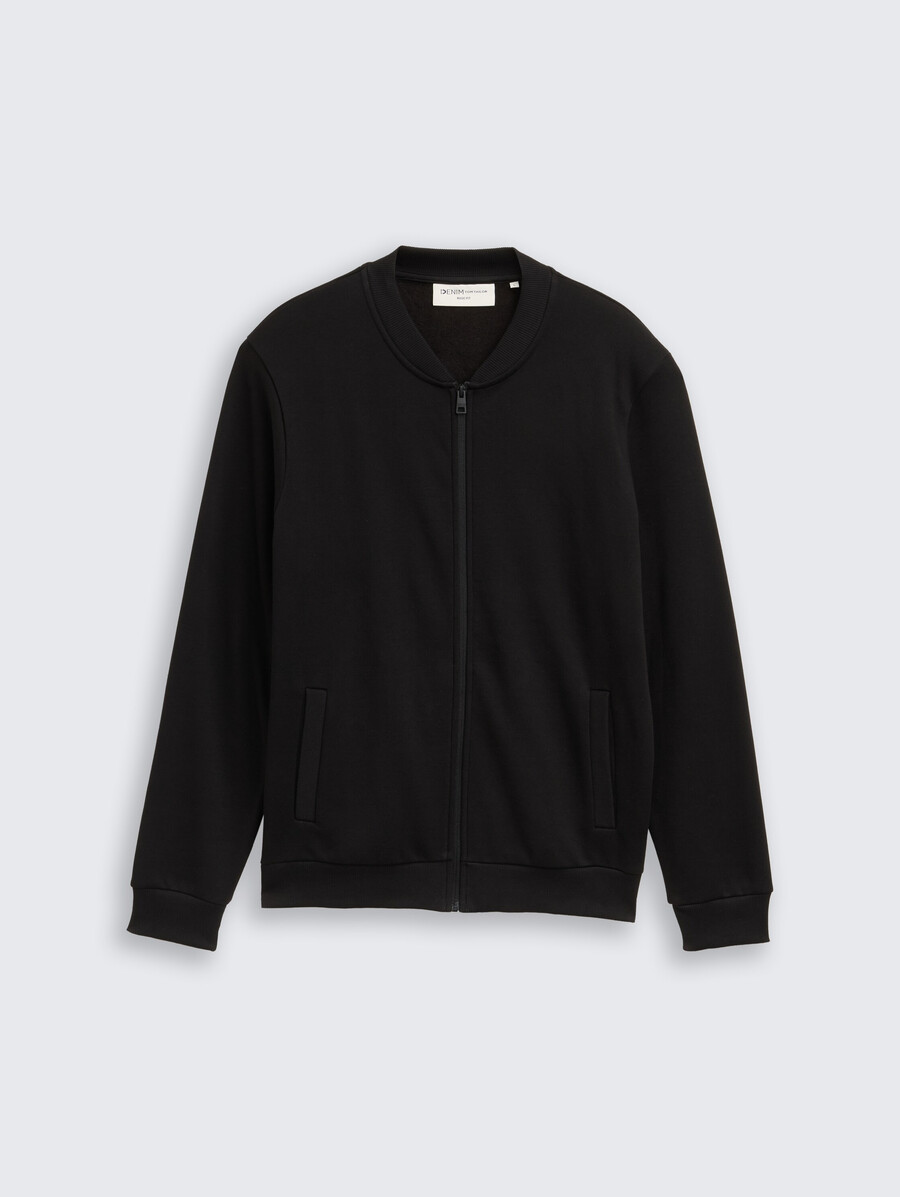 chaqueta sudadera con cuello bomber