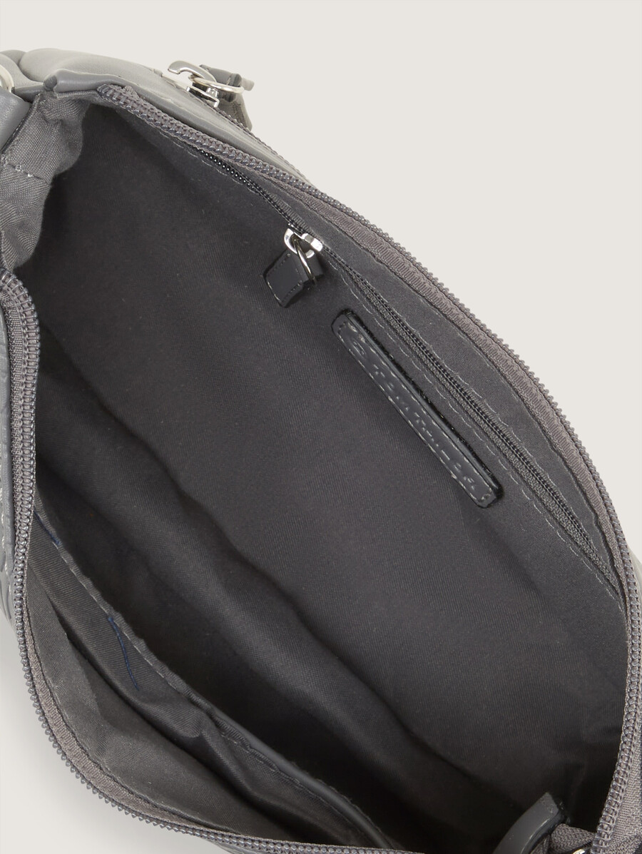 bolso de hombro ttmirenda con logotipo en relieve