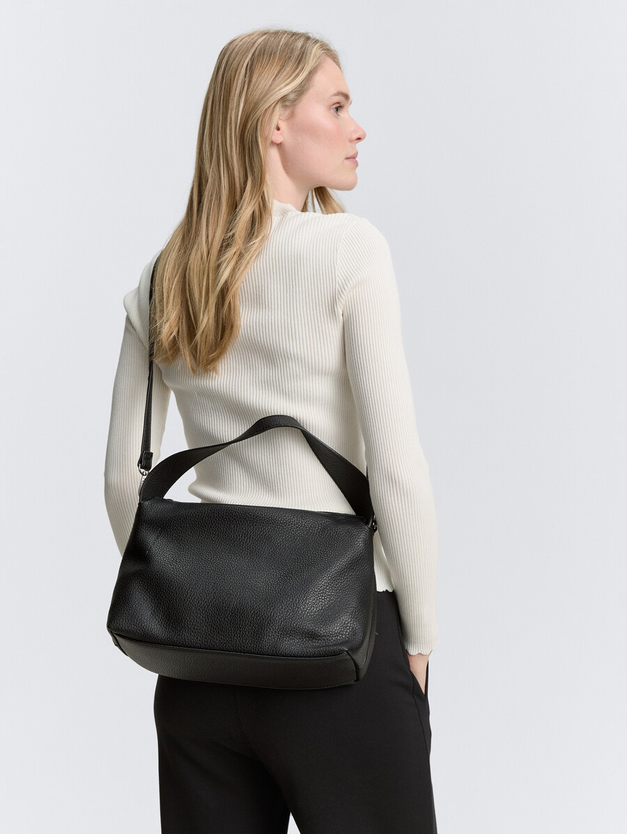bolso de hombro ttlissi con discreto logotipo en relieve