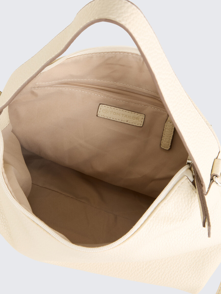 bolso de hombro ttlissi con discreto logotipo en relieve