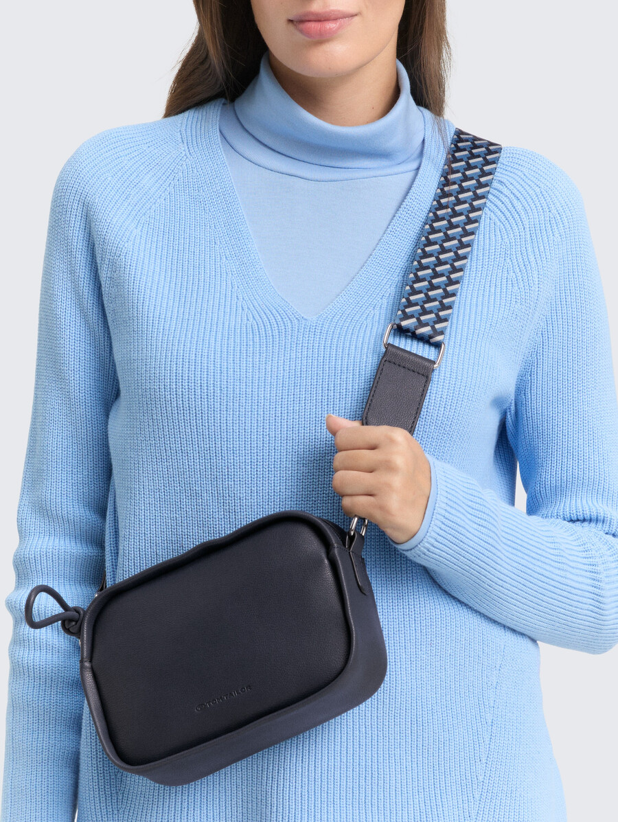 bolso de hombro tttatiana con correa tejida estampada