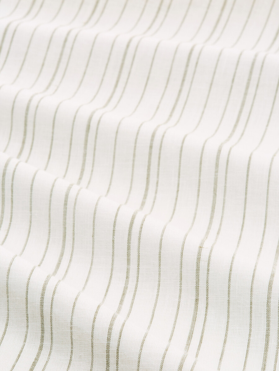 blusa con contenido de lino
