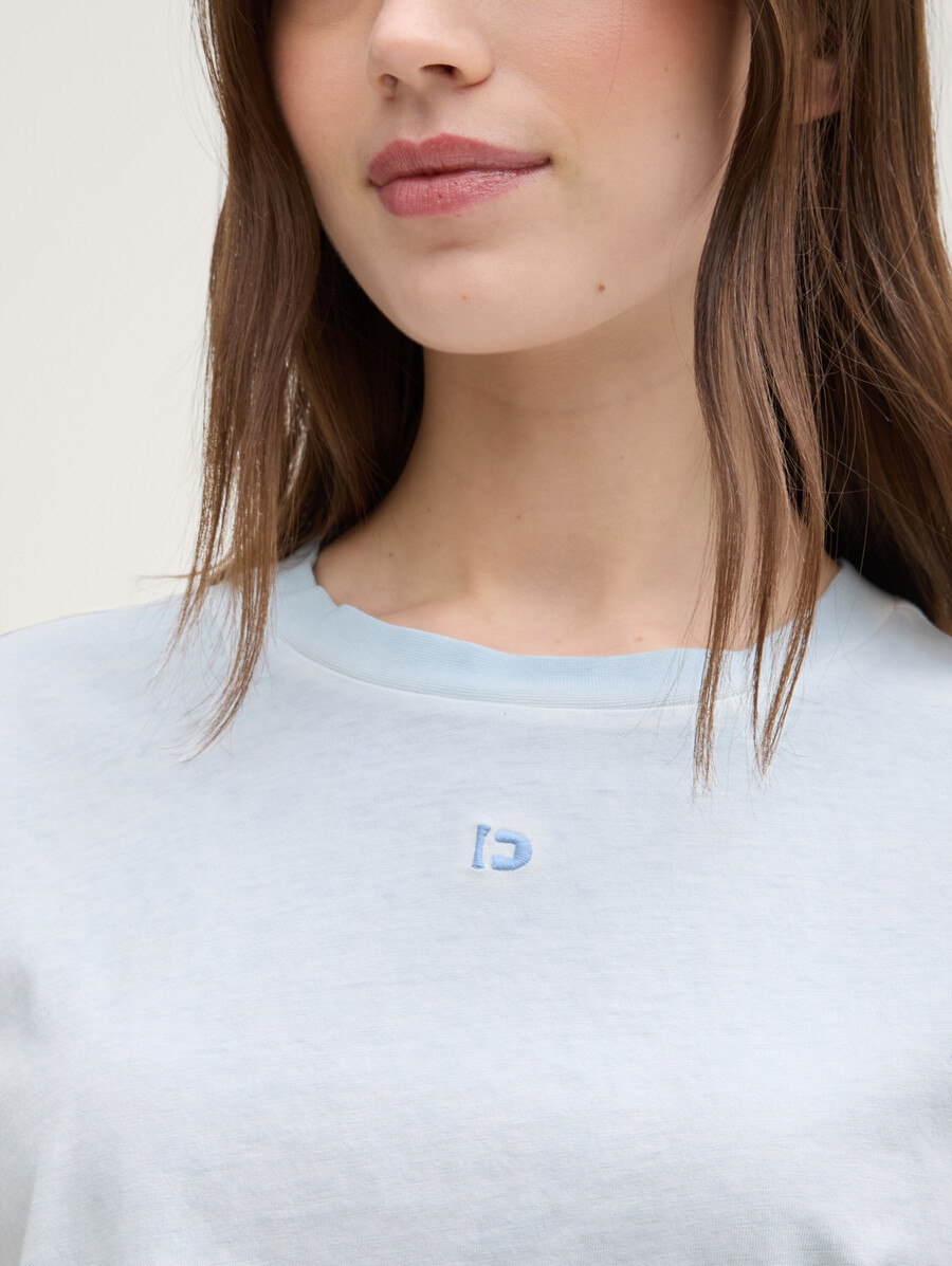 camiseta de corte cuadrado