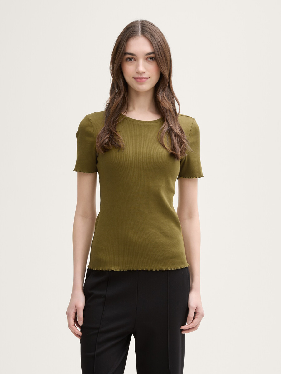camiseta con textura acanalada