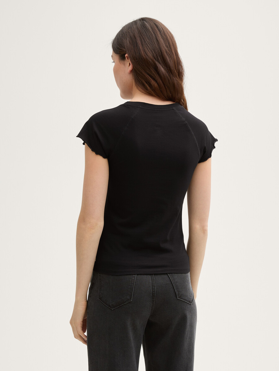 camiseta raglán de corte entallado
