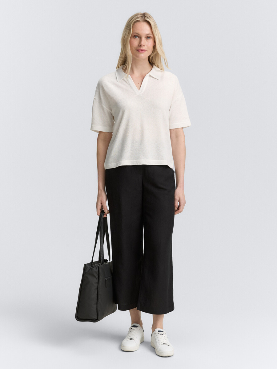 camiseta con cuello polo