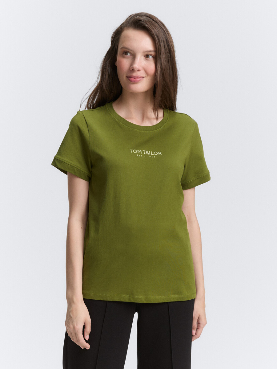 camiseta con estampado de logotipo