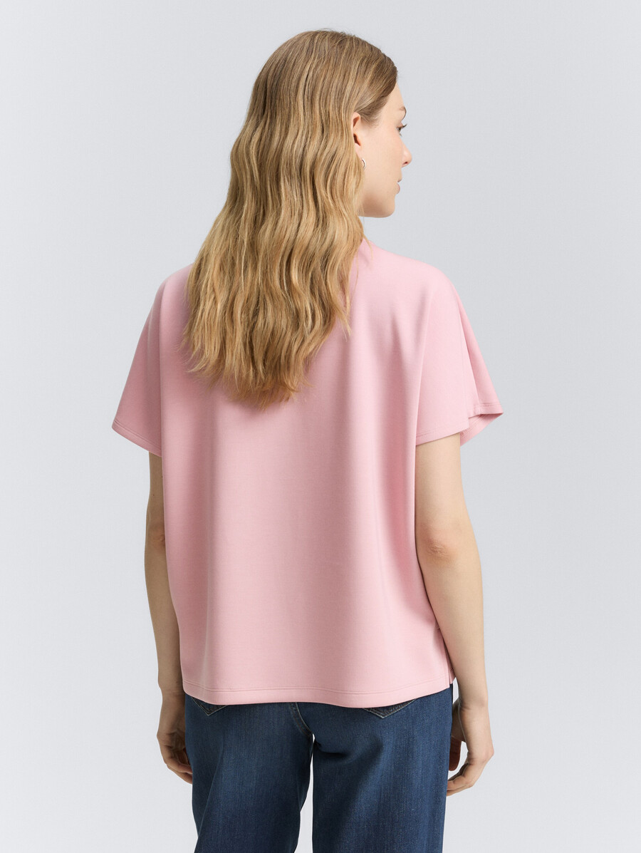 camiseta holgada con estampado