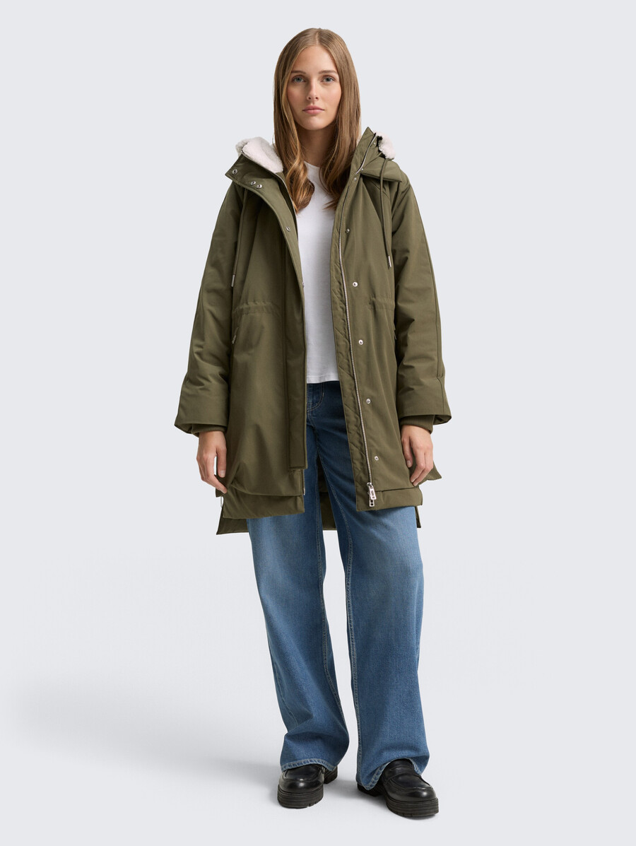 parka de invierno con capucha