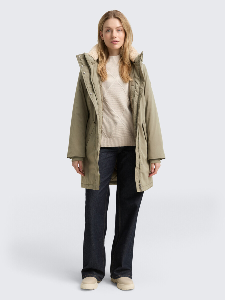 parka de invierno con capucha