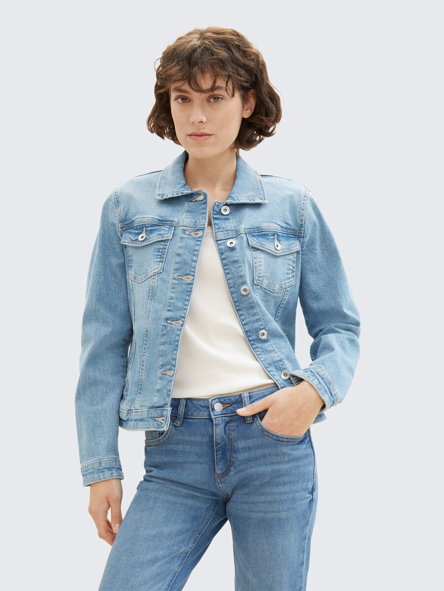 chaqueta vaquera con algodón reciclado