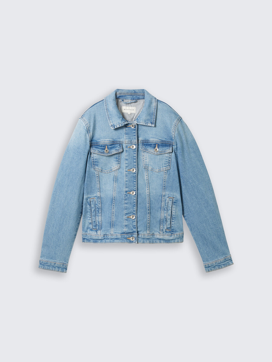 chaqueta vaquera con algodón reciclado