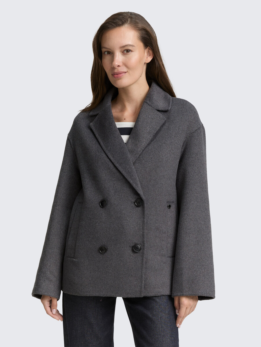 chaqueta tipo cabaña con contenido de lana