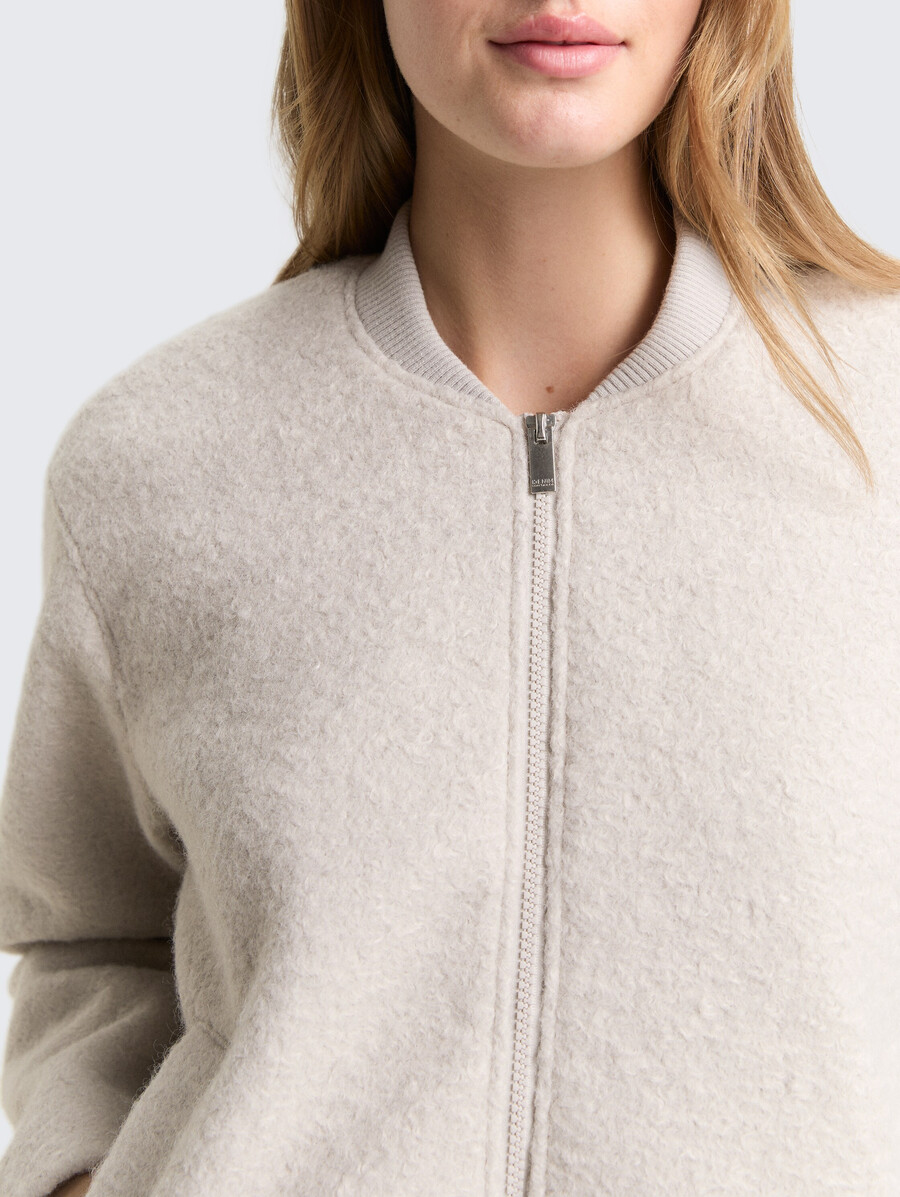 chaqueta bomber de bouclé