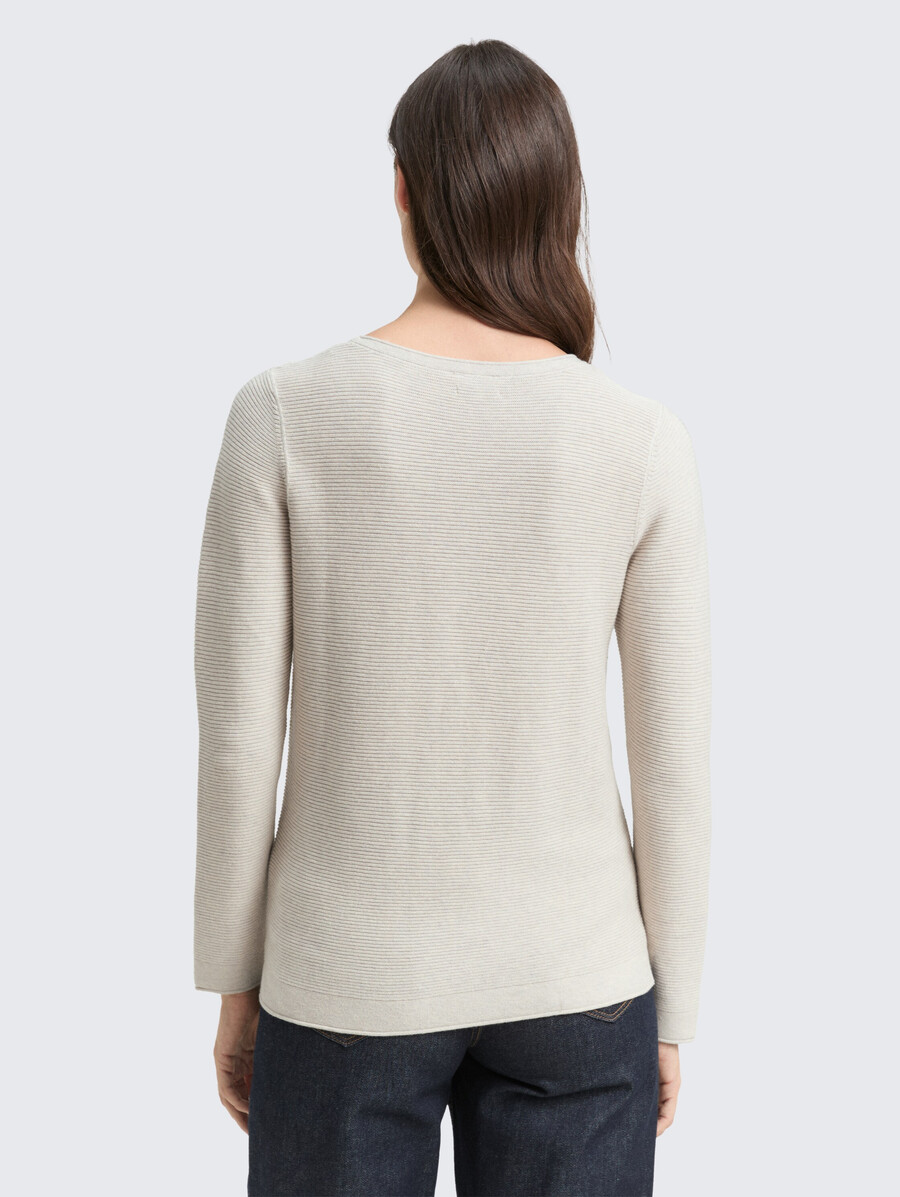 sudadera sencilla