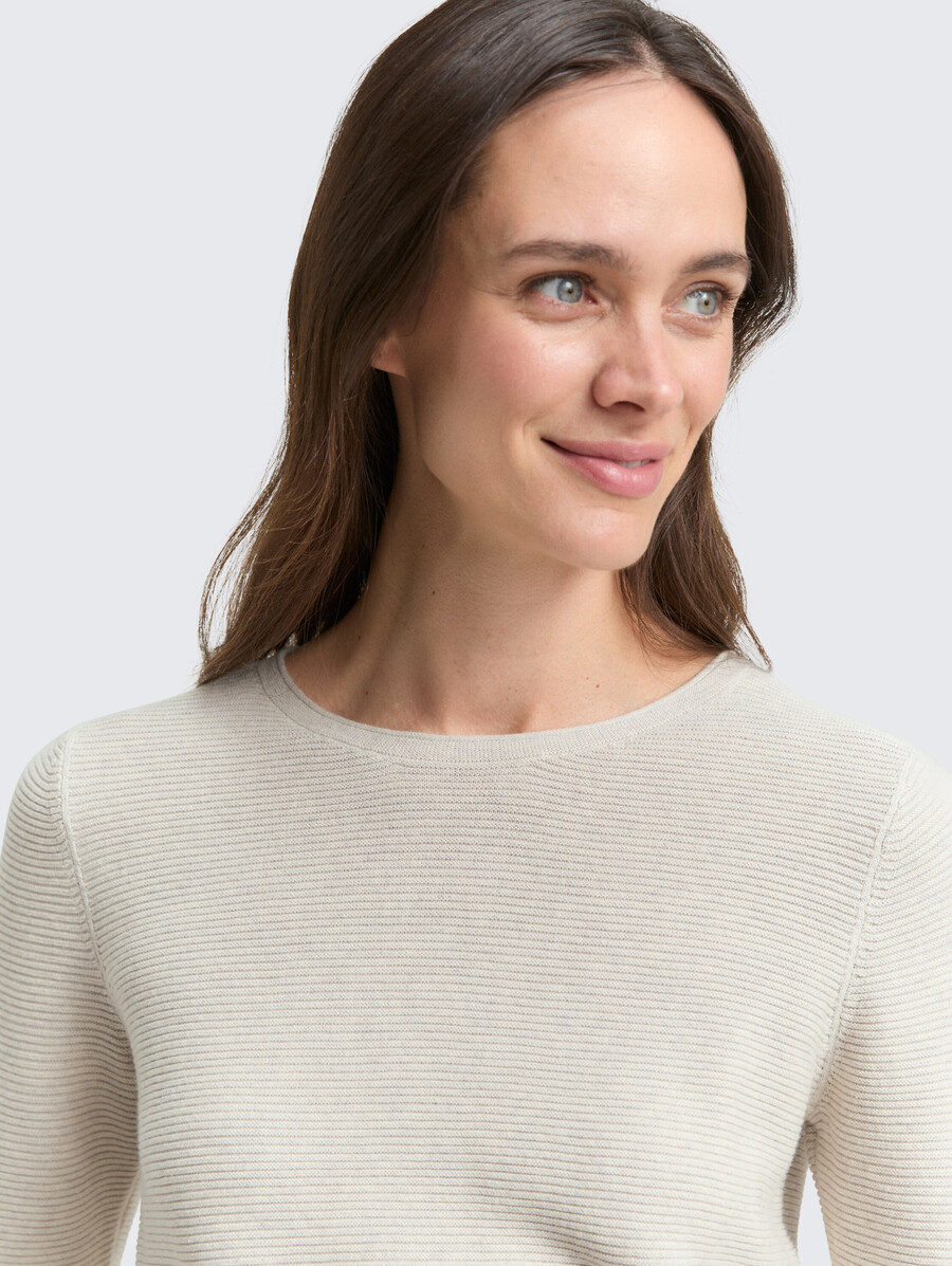 sudadera sencilla