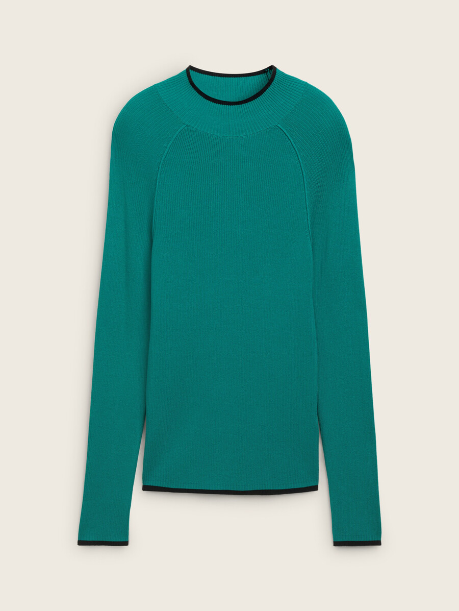 jersey ajustado de canalé con cuello alto