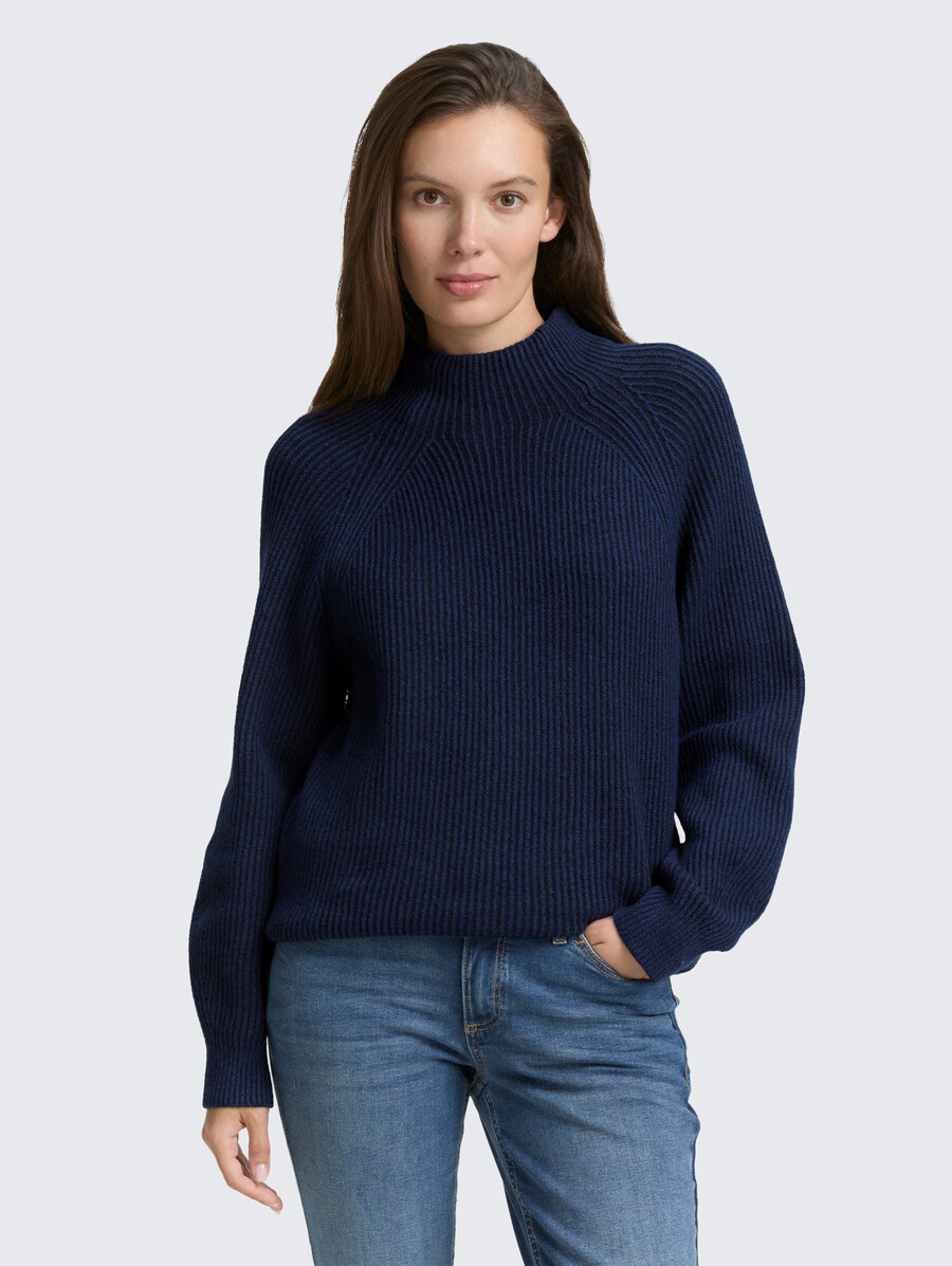 jersey de punto holgado con cuello alto