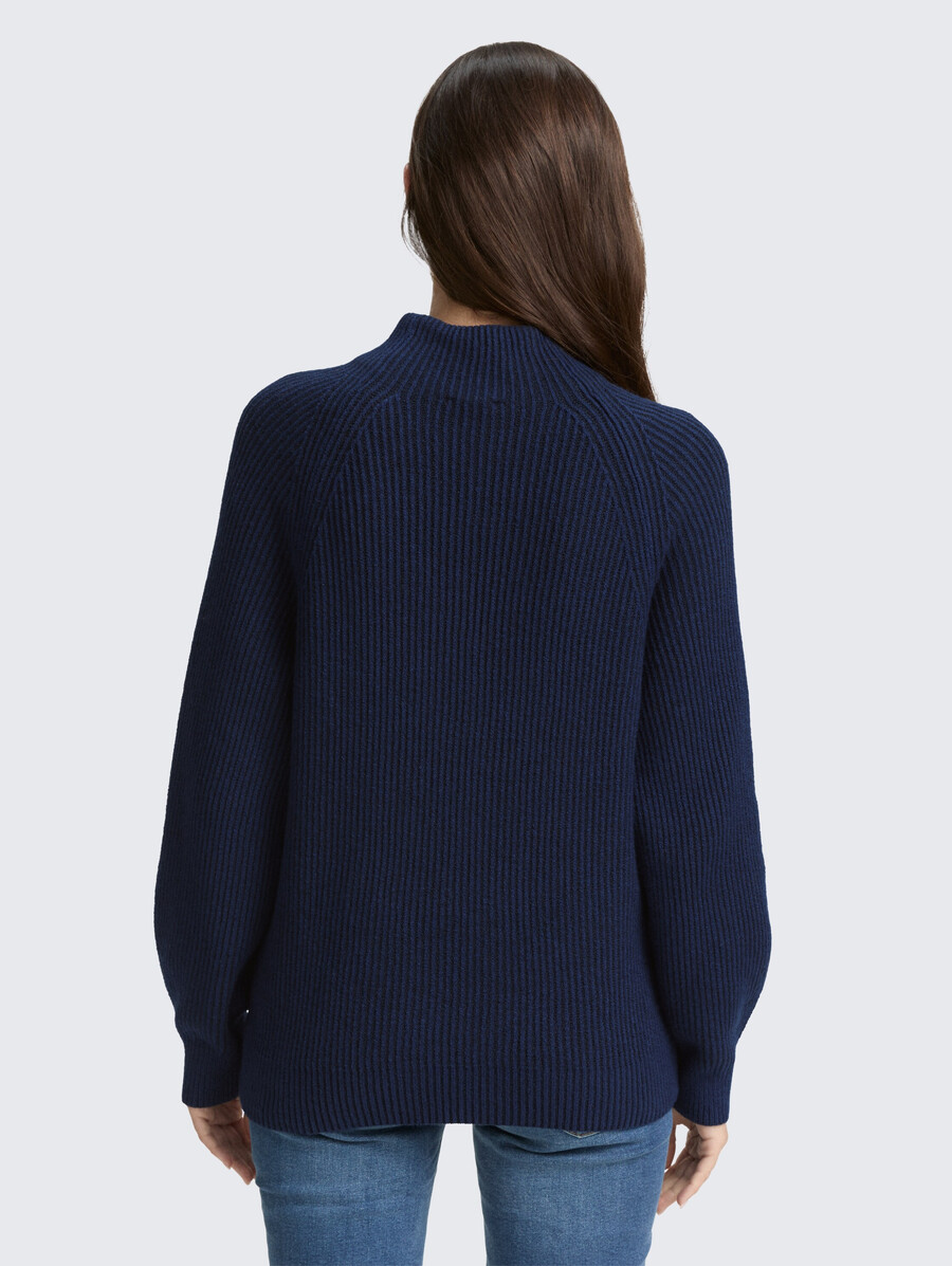 jersey de punto holgado con cuello alto