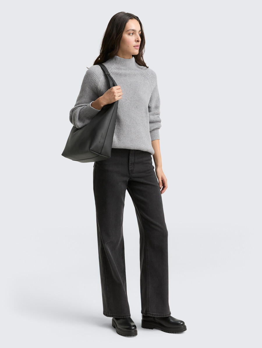 jersey de punto holgado con cuello alto