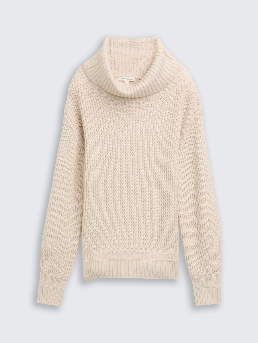 jersey holgado de cuello alto