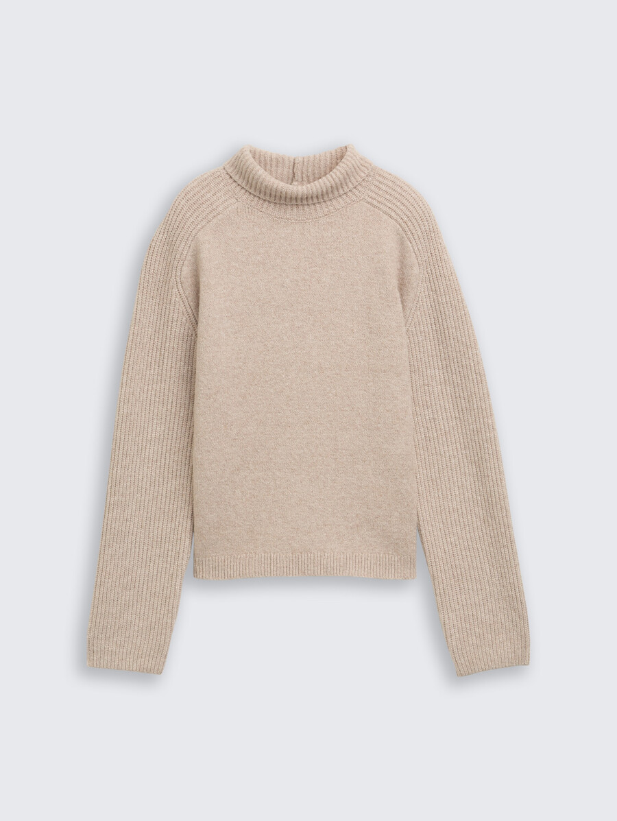 jersey de punto de corte relajado con cuello alto