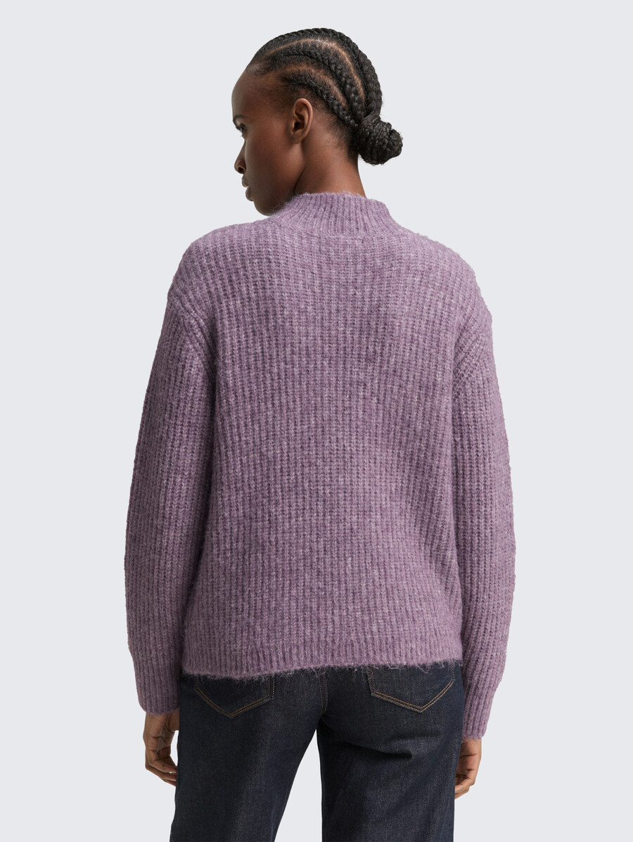 jersey de punto de corte relajado con cuello alto
