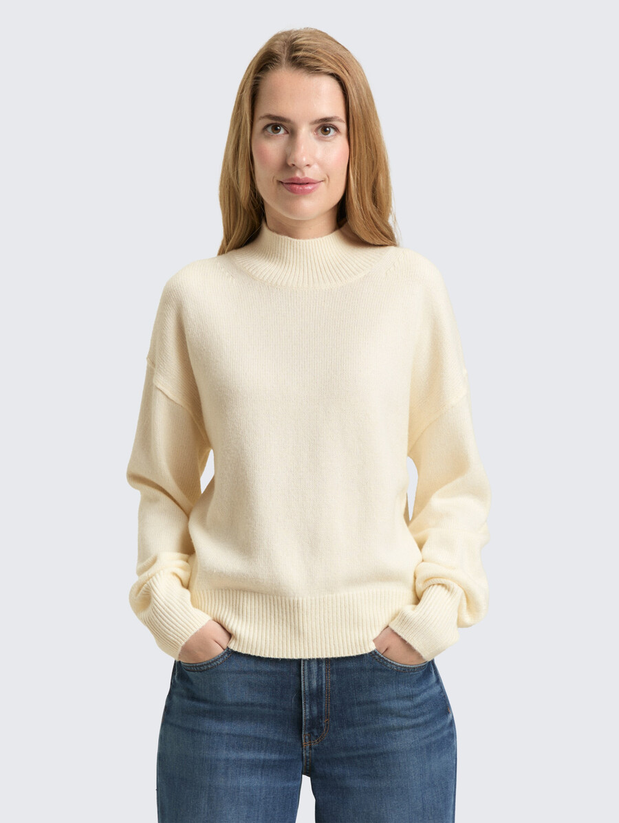 jersey de punto de gran tamaño con cuello alto