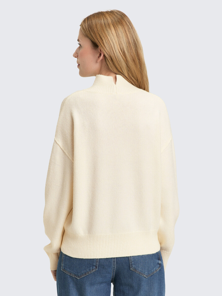 jersey de punto de gran tamaño con cuello alto